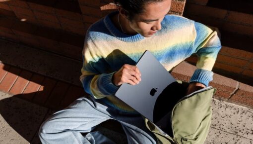 ⁦מקבוק אייר MacBook Air 13" (2024) M3 USLO 8C-CPU 10C-GPU/16GB/512GB SILVER MXCT3HB/A + Z1B8001BK *פריסה אמריקאית*⁩ – תמונה ⁦12⁩